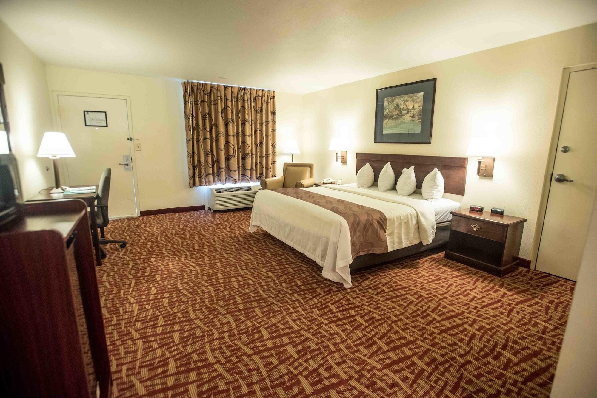 Quality Inn At Town Center Beaufort Exteriör bild